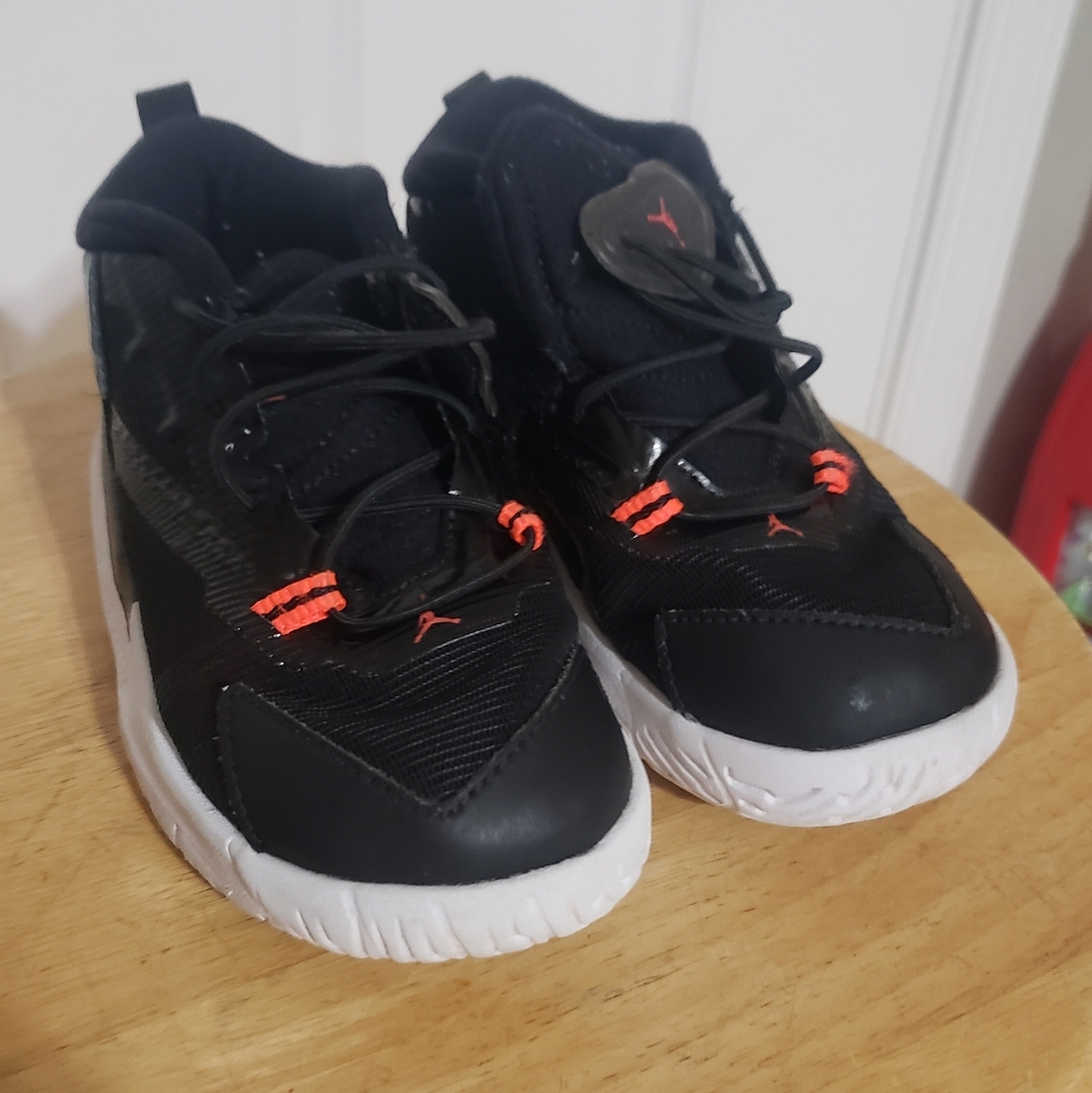 Toddler sneakers